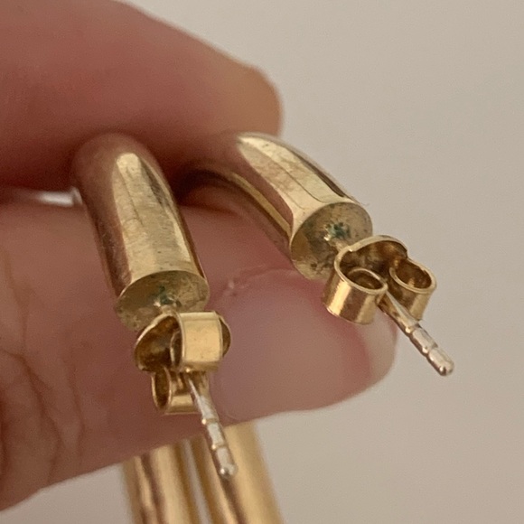 Adina’s Jewels Large Hollow Hoop Earrings - Picture 5 of 5